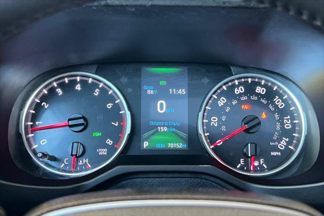 Certified 2022 Toyota RAV4 XLE Premium FWD image 29