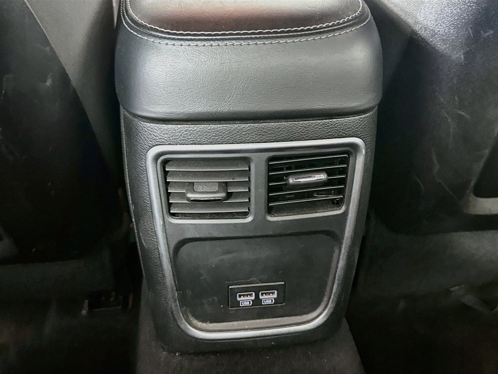 Used 2019 Dodge Charger SXT AWD/4WD image 28