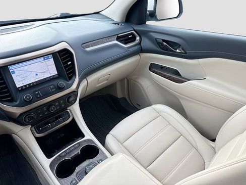 Used 2021 GMC Acadia Denali w/ Denali Ultimate Package image 25