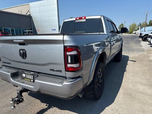 Used 2021 RAM 2500 Laramie w/ Night Edition AWD/4WD image 3