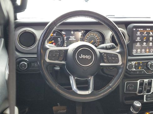 Certified 2021 Jeep Gladiator Overland image 12