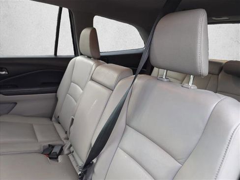 Used 2017 Honda Pilot EX-L image 17