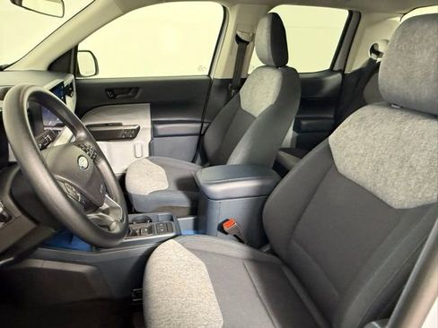 Used 2025 Ford Maverick XLT w/ Equipment Group 302A image 33