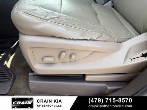 Used 2018 Chevrolet Silverado 1500 LTZ w/ Sport Package AWD/4WD image 18