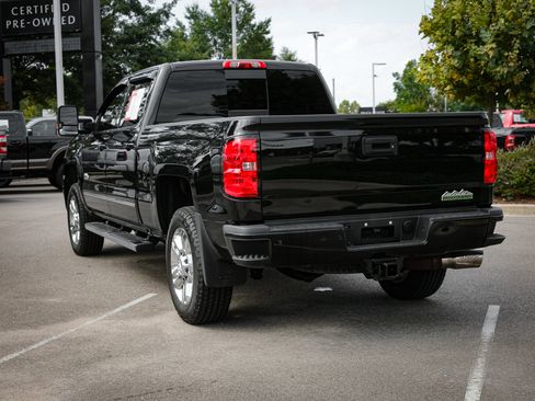 Used 2016 Chevrolet Silverado 2500 High Country w/ Duramax Plus Package image 7