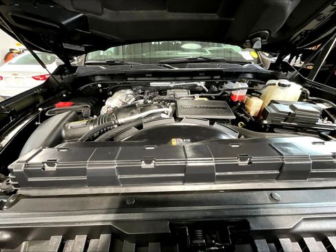 Used 2023 GMC Sierra 2500 Denali w/ Denali Ultimate Package image 30