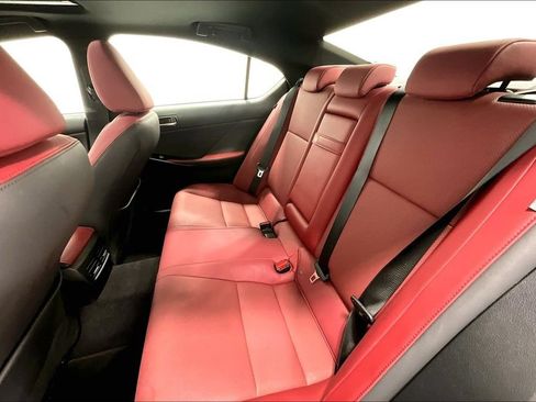 Used 2024 Lexus IS 300 w/ Comfort Package RWD image 33
