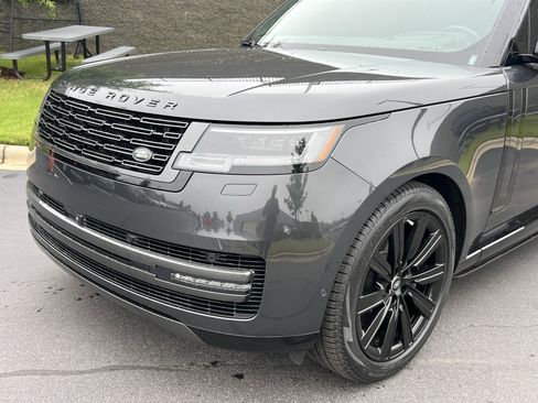 Used 2024 Land Rover Range Rover Autobiography AWD/4WD image 11