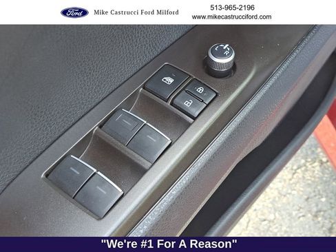 Used 2022 Toyota Camry XLE image 21