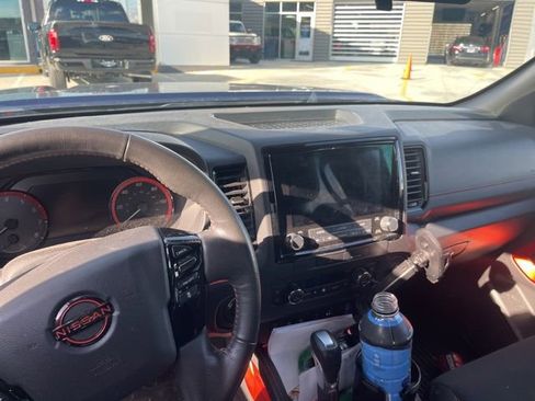 Used 2023 Nissan Frontier PRO-4X w/ Pro Convenience Package image 13