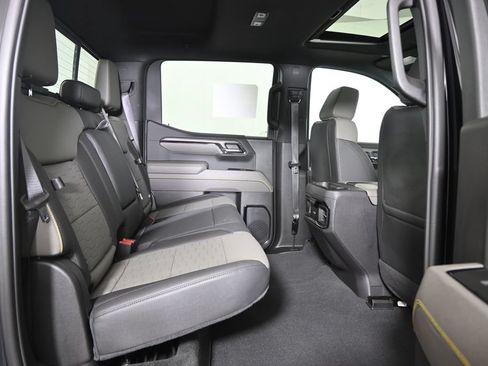 Used 2024 Chevrolet Silverado 1500 ZR2 w/ ZR2 Bison Edition AWD/4WD image 16