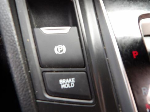 Used 2017 Honda CR-V LX image 21