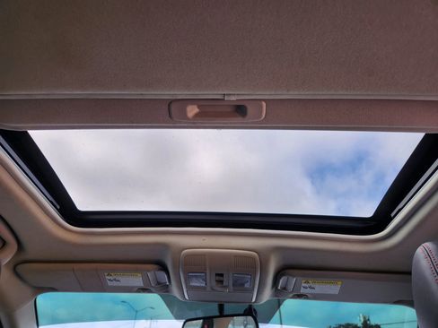 Used 2016 MAZDA MAZDA3 i Grand Touring image 17