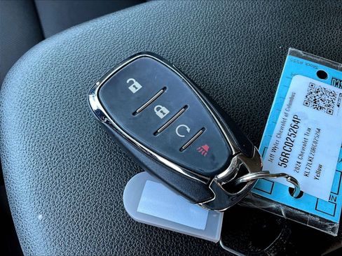 Used 2024 Chevrolet Trax ACTIV w/ Sunroof Package FWD image 34