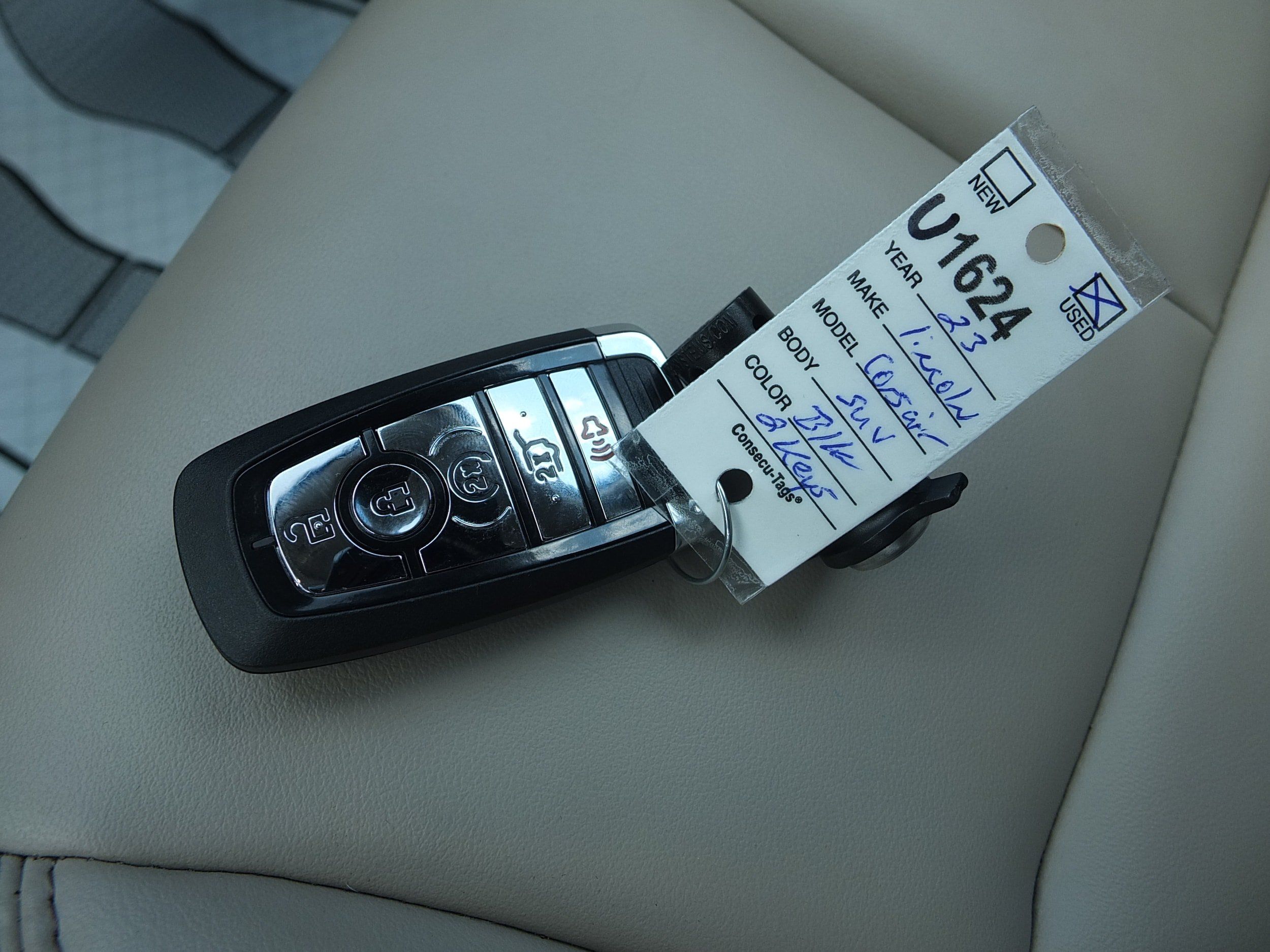 Used 2023 Lincoln Corsair FWD image 31