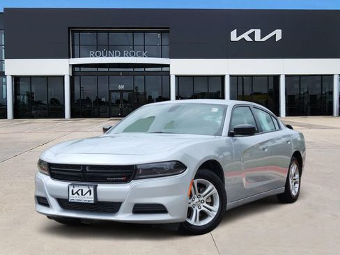 Used 2023 Dodge Charger SXT RWD image 1