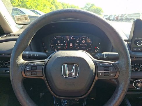 Used 2023 Honda Accord LX image 18