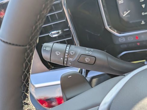 New 2026 GMC Sierra 1500 SLT w/ SLT Premium Plus Package image 43