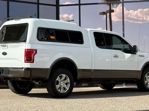 Used 2017 Ford F150 Lariat w/ Equipment Group 502A Luxury AWD/4WD image 12