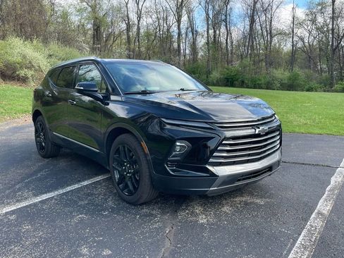Certified 2023 Chevrolet Blazer Premier w/ Enhanced Convenience Package AWD/4WD image 1
