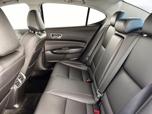 Used 2018 Acura TLX FWD image 25
