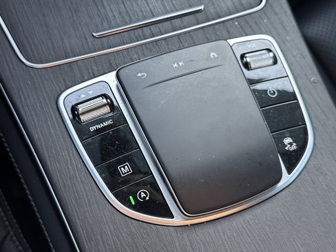 Used 2020 Mercedes-Benz GLC 300 GLC 300 image 22