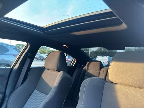 Used 2023 Dodge Charger R/T RWD image 5