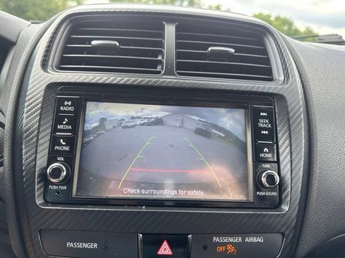 Used 2020 Mitsubishi Outlander Sport Black Edition FWD image 16