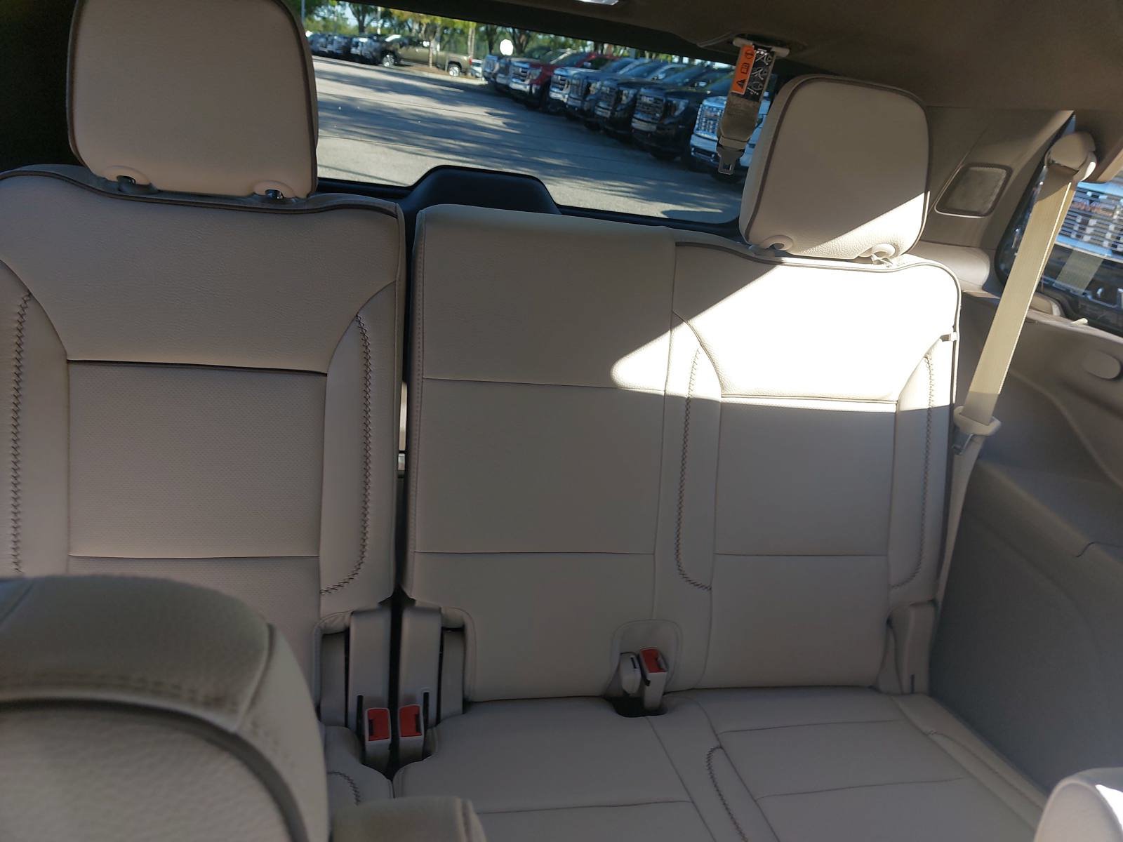 New 2026 GMC Yukon Denali w/ Denali Reserve Package AWD/4WD image 12
