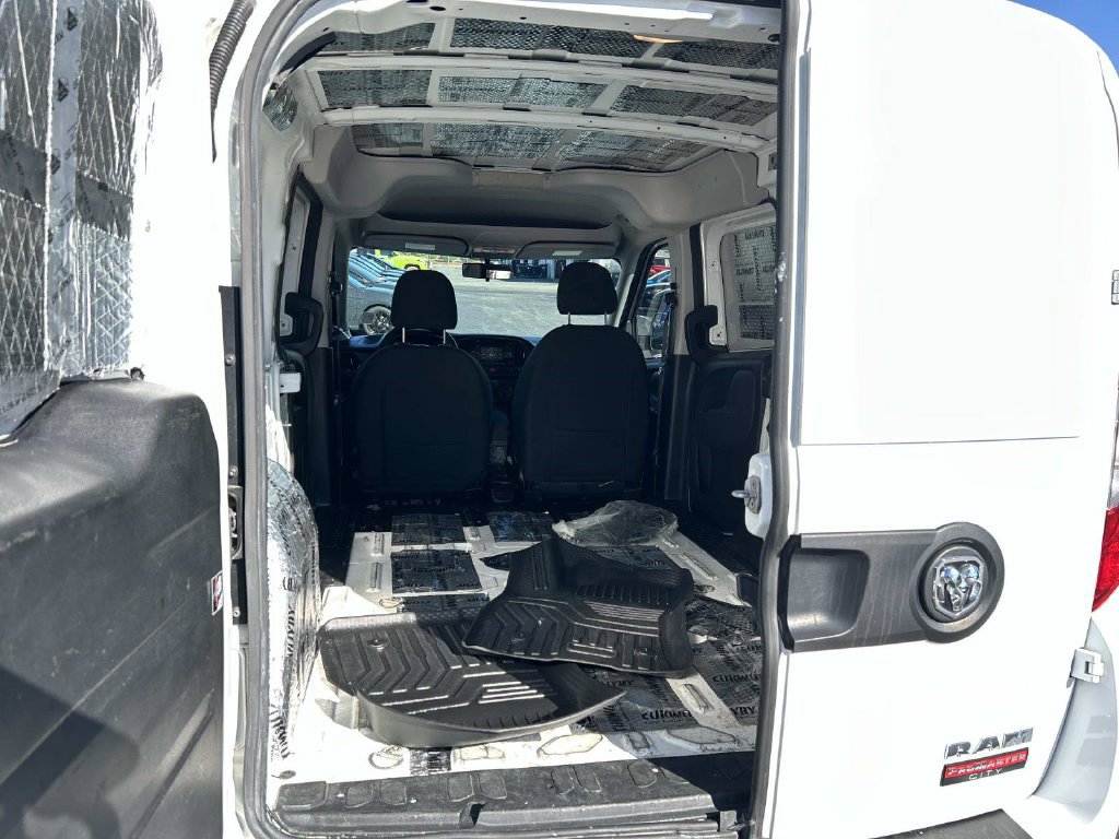 Used 2022 RAM ProMaster City Tradesman FWD image 11