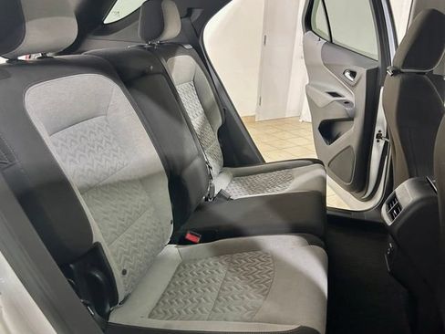 Used 2024 Chevrolet Equinox LS w/ LS Convenience Package FWD image 15