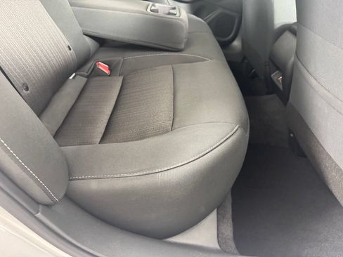 Used 2025 Nissan Altima 2.5 SV FWD image 30