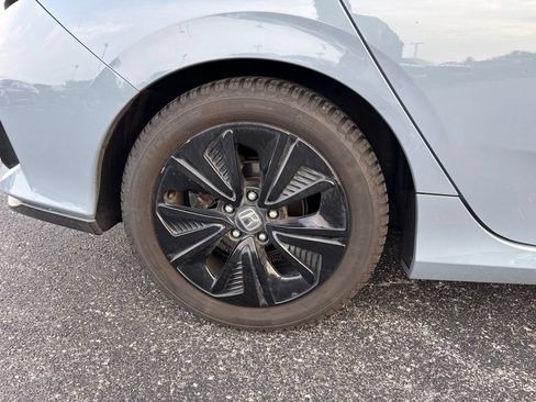 Used 2017 Honda Civic EX image 6