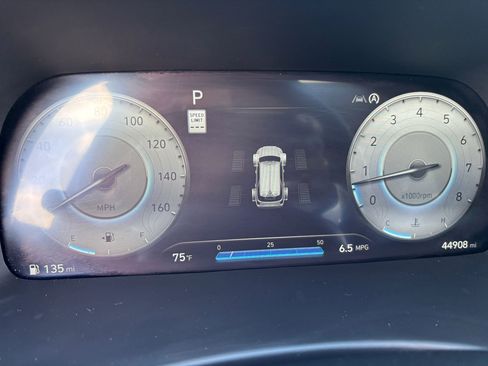 Used 2023 Hyundai Palisade SEL w/ Premium Package image 15