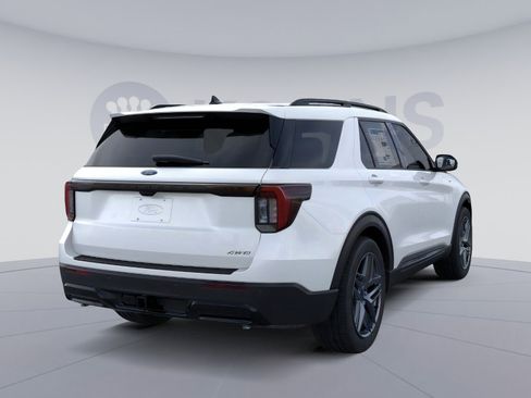New 2026 Ford Explorer ST-Line w/ ST-Line Street Pack AWD/4WD image 11