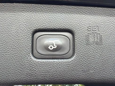 Used 2022 Ford Edge ST AWD/4WD image 23