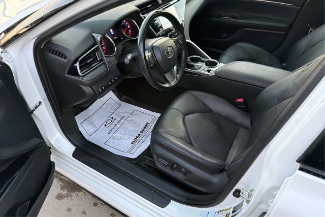 Used 2020 Toyota Camry XSE w/ Navigation Package AWD/4WD image 9