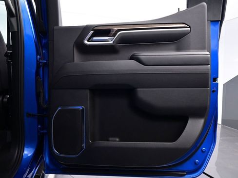 Used 2022 Chevrolet Silverado 1500 LT image 35