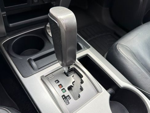 Used 2012 Toyota 4Runner Limited AWD/4WD image 19