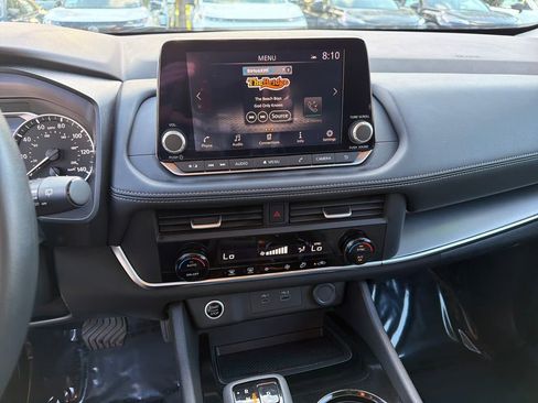 Certified 2023 Nissan Rogue SV image 26