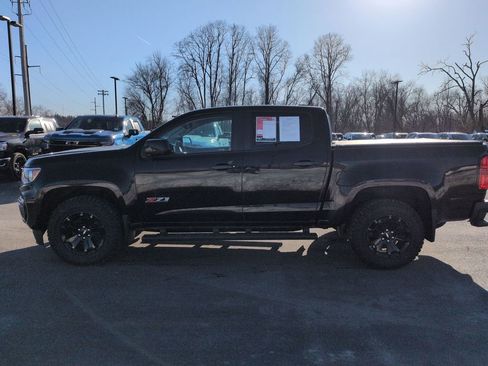 Used 2021 Chevrolet Colorado Z71 w/ Z71 Midnight Edition image 6