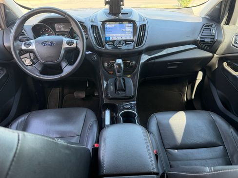 Used 2016 Ford Escape Titanium FWD image 17