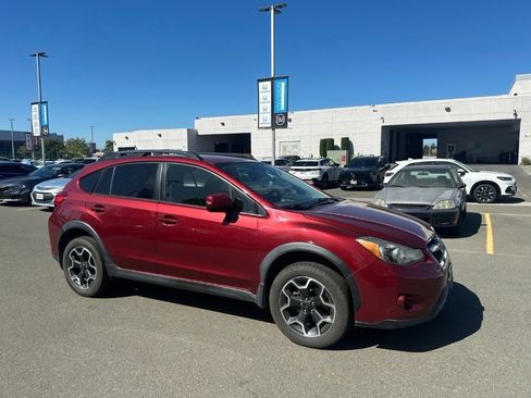 Used 2014 Subaru Crosstrek 2.0i Limited w/ Popular Package #2 AWD/4WD image 2