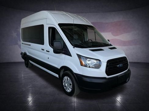 Used 2019 Ford Transit 350 XL image 7