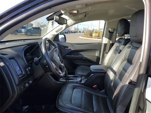 Used 2020 GMC Canyon Denali image 5