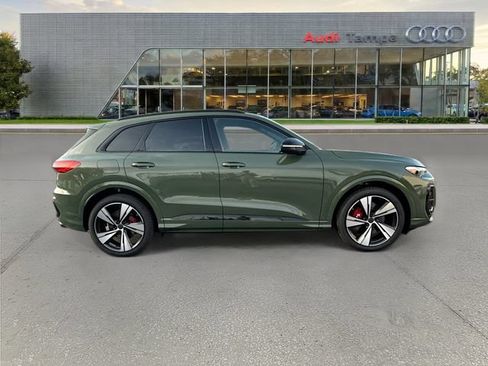 New 2026 Audi SQ5 Premium Plus AWD/4WD image 2