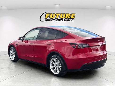 Used 2022 Tesla Model Y Long Range AWD/4WD image 6