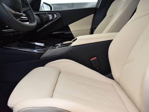 New 2026 BMW X3 xDrive30 w/ Premium Package image 13