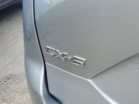Used 2019 MAZDA CX-5 Sport FWD image 9