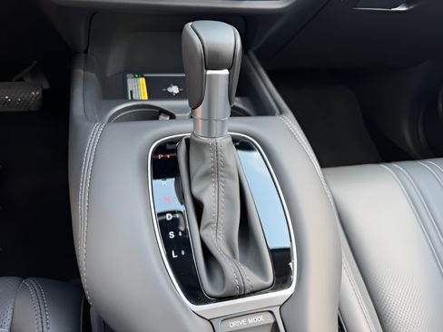 Certified 2024 Honda HR-V EX-L image 16